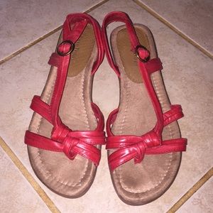 Bare Traps Sandals